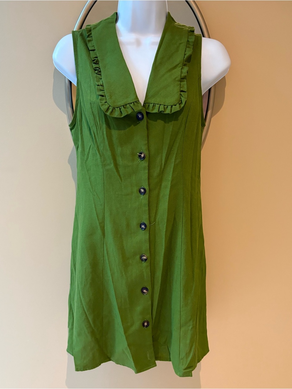 Monteau Olive Green Sleeveless Top Bib Ruffle Collar Long Line Size Small